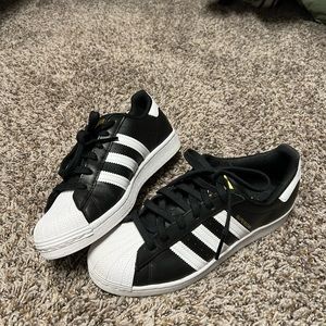 adidas Superstar